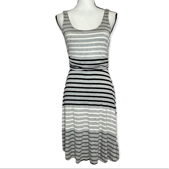 Athleta Gray with Stripes Ruched Sleeveless Dress Size Small - Picture 1 of 10